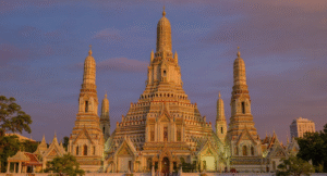 Wat Arun, Kuil Fajar di Bangkok.