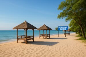 Pemandangan Pantai Purnama dengan gazebo
